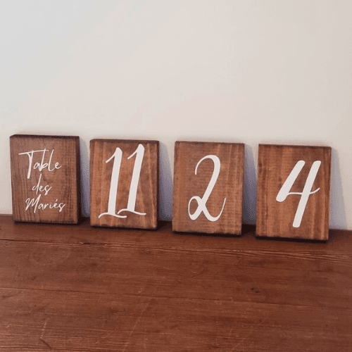 N° de table en bois